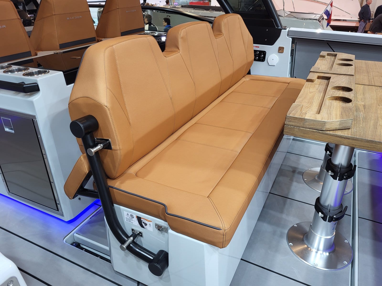 Saxdor 320 GTO 2021 interior layout